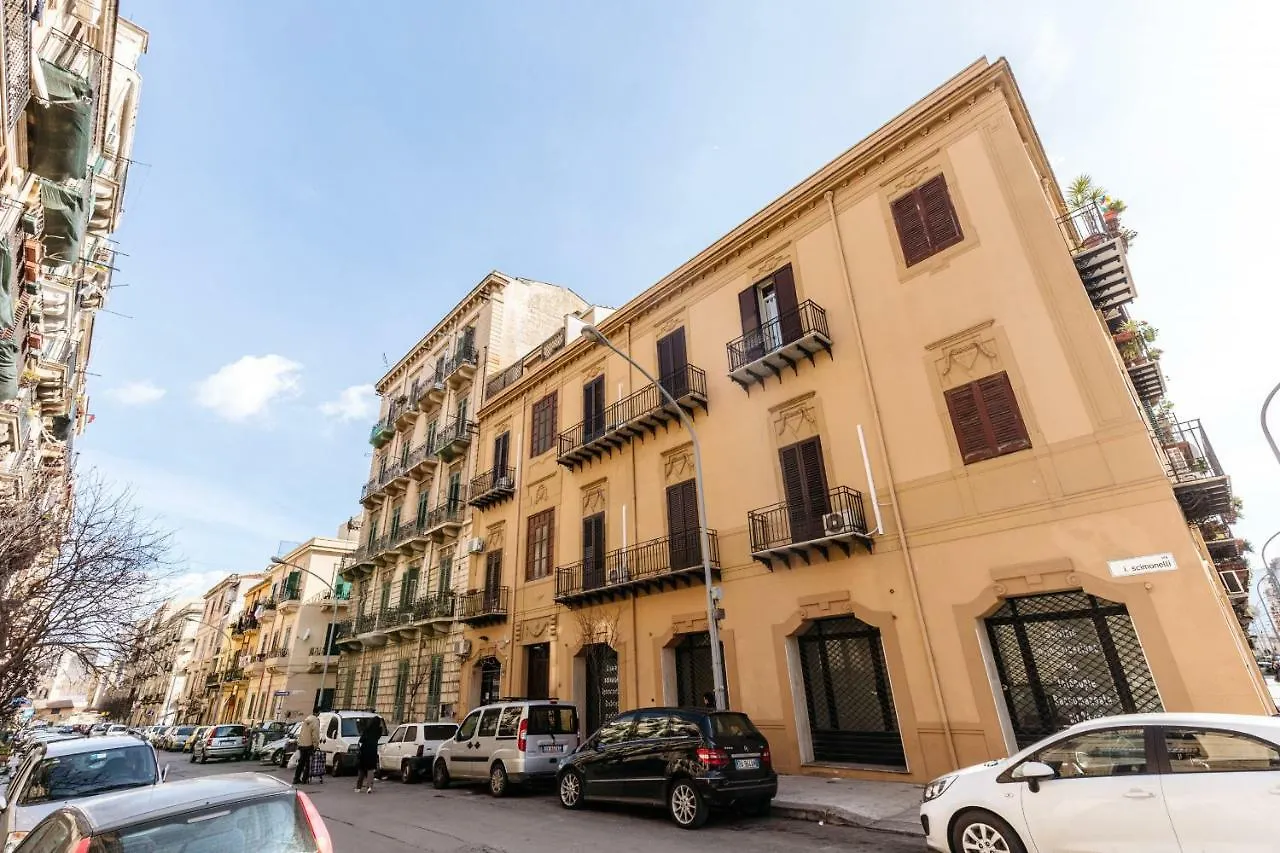 Casa Nica A Palermo Apartment 0*,  Italy